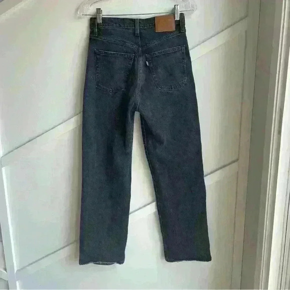 Levis Aritzia  Ribcage Straight Ankle Stretched Jean size 25 - Picture 10 of 11